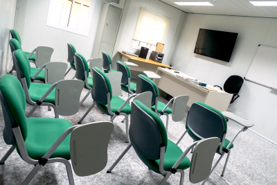 Opein | Alquiler y venta de aulas o clases prefabricadas en Canarias, Madrid y Marruecos con la mejor calidad precio.