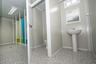 Opein | Alquiler y venta de baños prefabricados personalizables (sanitarios) en Canarias, Madrid y Marruecos con la mejor calidad precio.