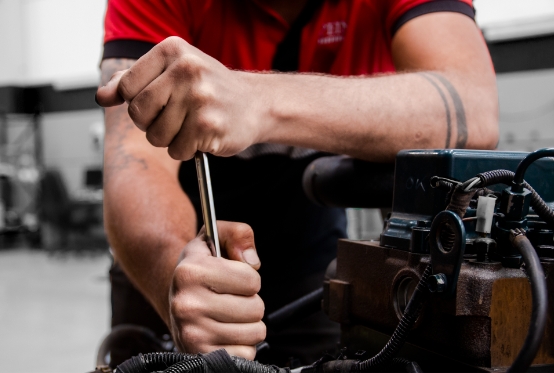 En las delegaciones de Madrid, Canarias y Marruecos, Opein le ofrecemos servicio de mantenimiento preventivo y reparaciones de gran variedad de equipos.