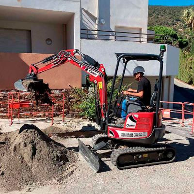 Opein | Alquiler y venta de mini-excavadora Yanmar VIO17 1,8T STV en Canarias, Madrid y Marruecos.