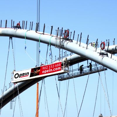 Opein | Alquiler, venta y montaje de andamio colgante en Canarias, Madrid y Marruecos.