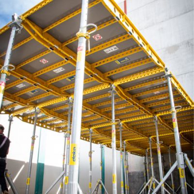 Opein | Alquiler, venta y montaje de sistemas de encofrado Dokadek en Canarias, Madrid y Marruecos.