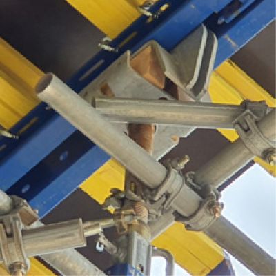 Opein | Alquiler, venta y montaje de encofrado de vigas de madera Doka en Canarias, Madrid y Marruecos.